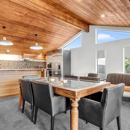 Modern Charm Dunedin Exterior photo